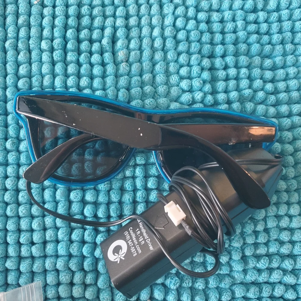 Blue EL Wire Neon Rave Glasses Flashing LED Sunglasses